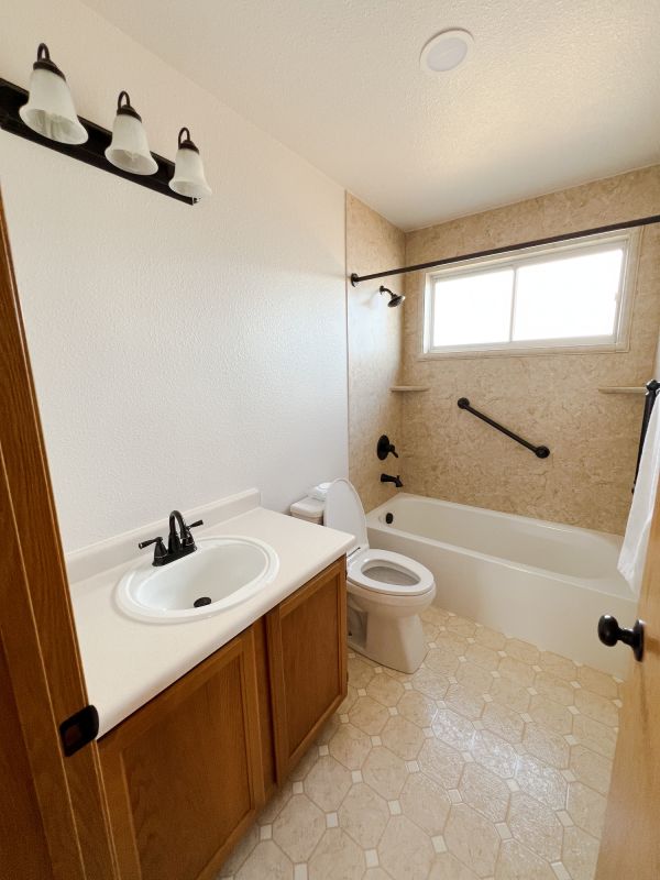 Top Bathroom Remodeling Companies in Roanoke, TX